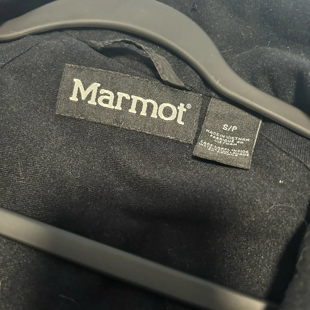 Marmot Black Nylon Blend Jacket Size Small Outdoors Gorpcore